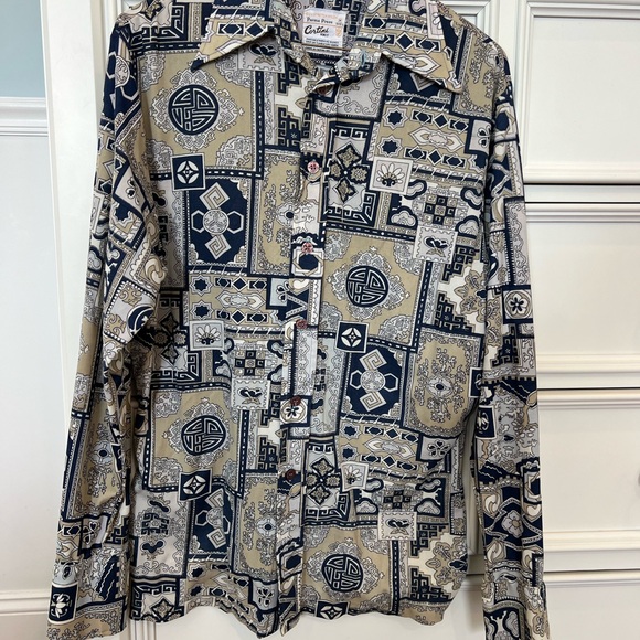 Cortini Other - Vintage Butterfly collar Cortini Knit  Patterned Button-Up Shirt